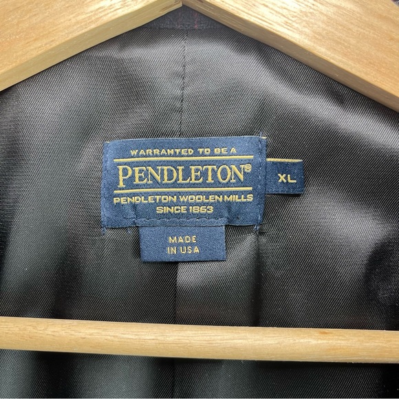 Pendleton Navy and Red Plaid Blazer Jacket - Picture 6 of 9